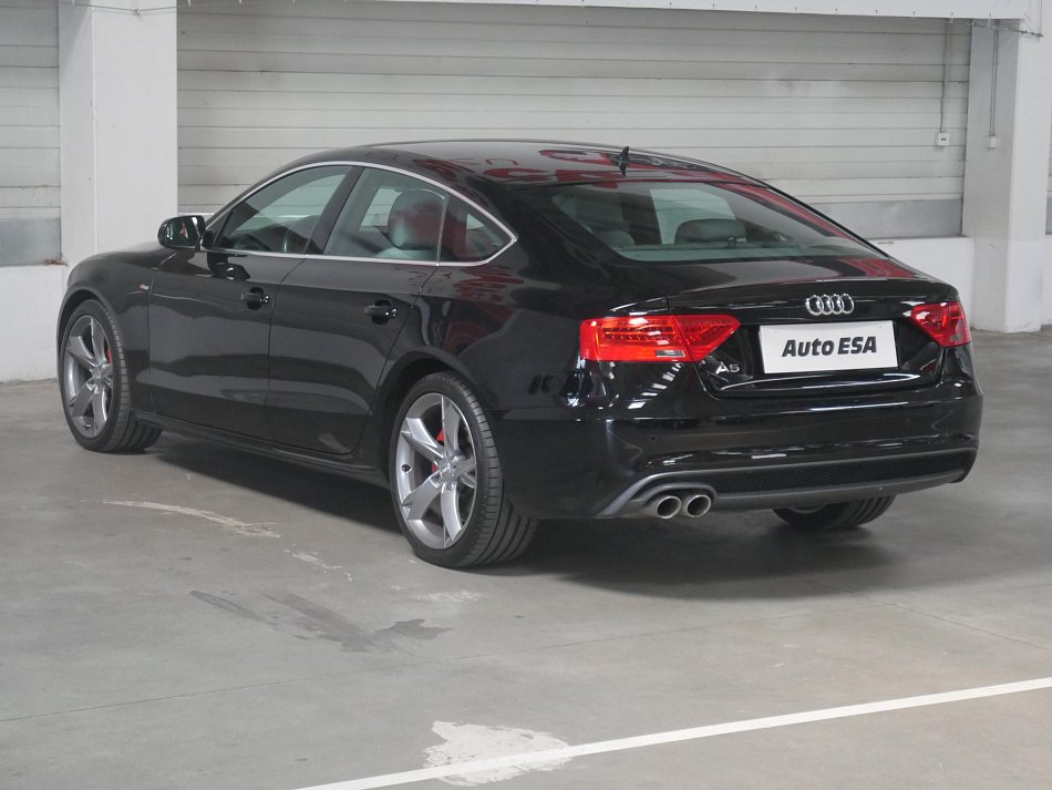 Audi A5 2.0TDi  quattro
