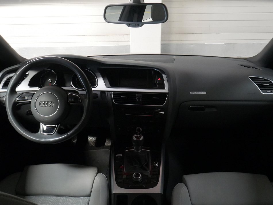 Audi A5 2.0TDi  quattro