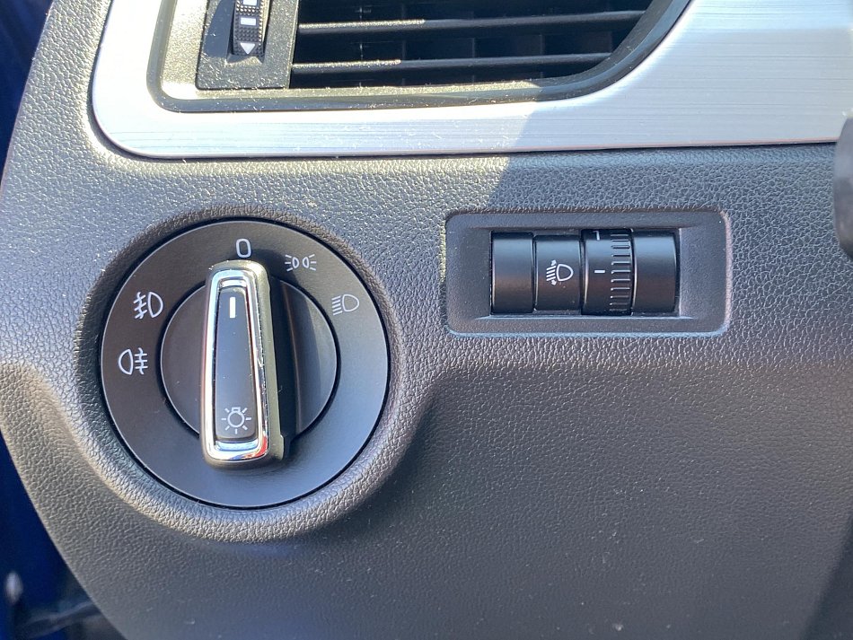 Škoda Rapid 1.0TSi Ambition