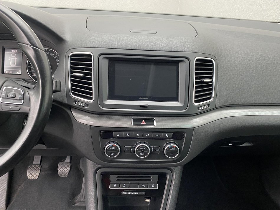 Volkswagen Sharan 2.0 TDi Match