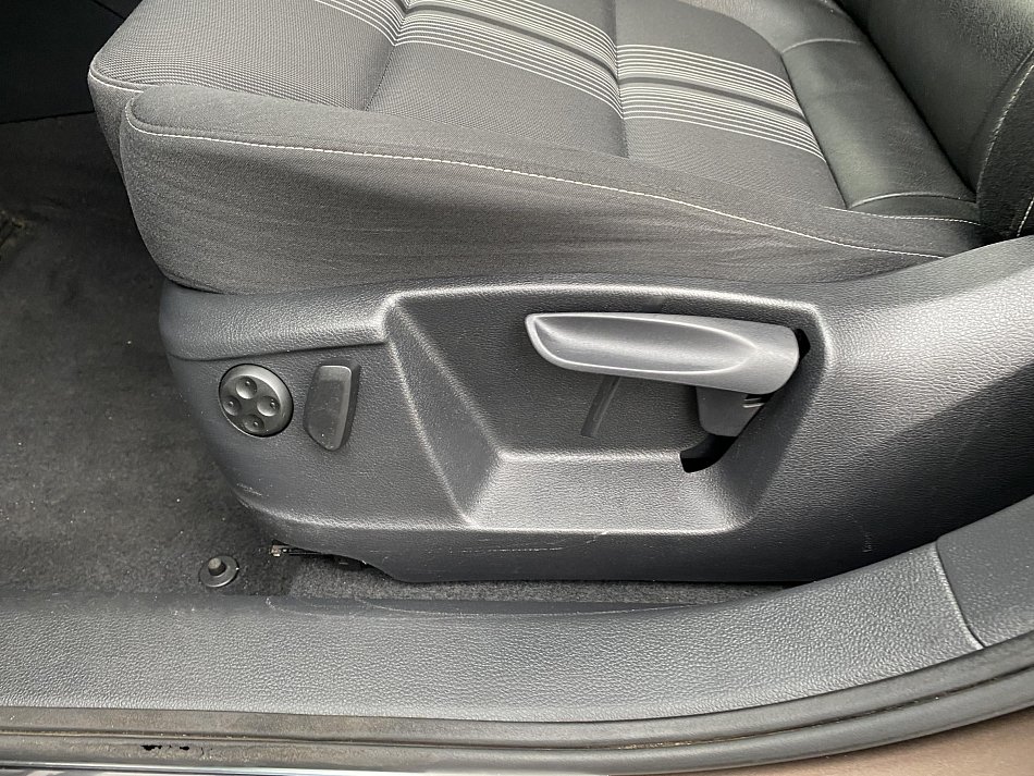 Volkswagen Sharan 2.0 TDi Match