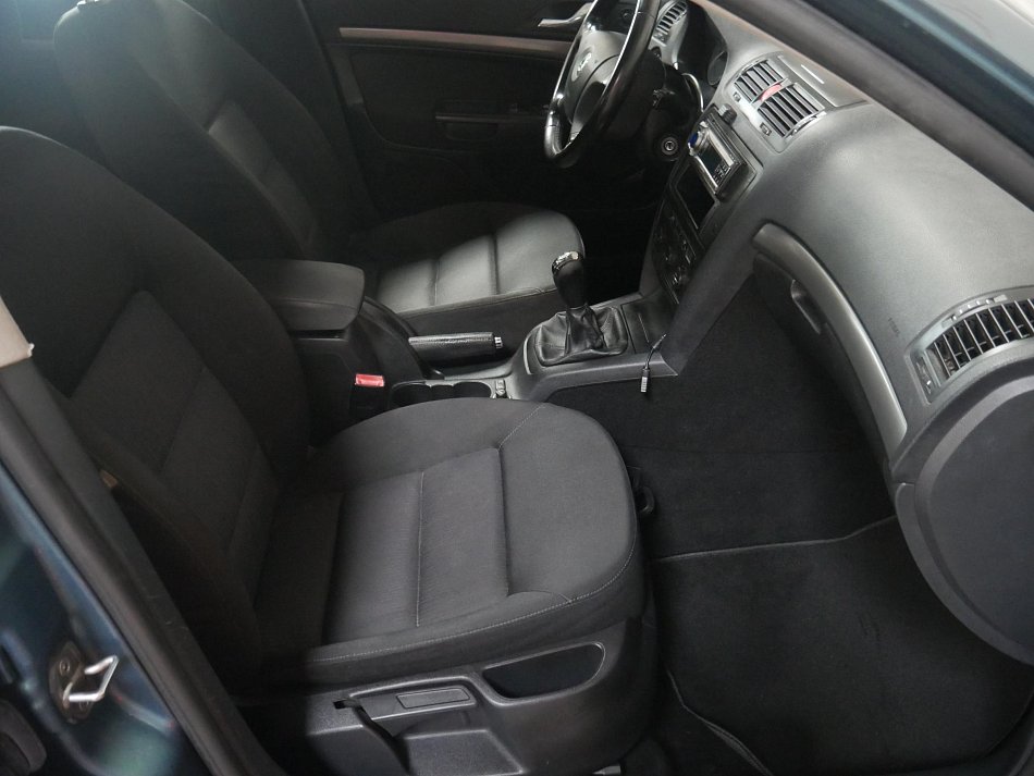 Škoda Octavia II 2.0 TDi 
