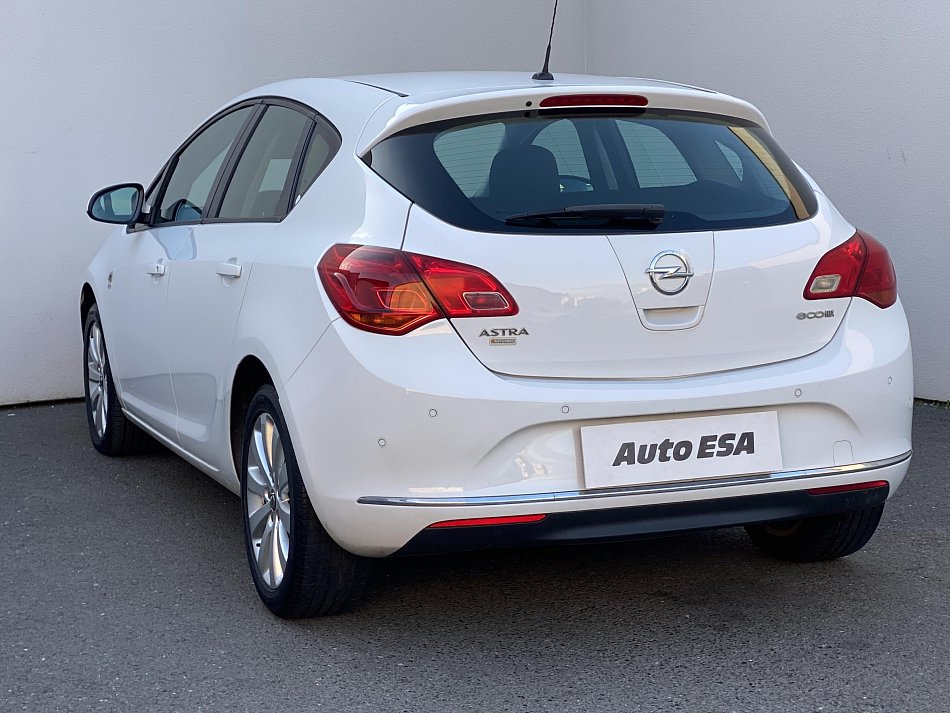 Opel Astra 1.6CDTi 