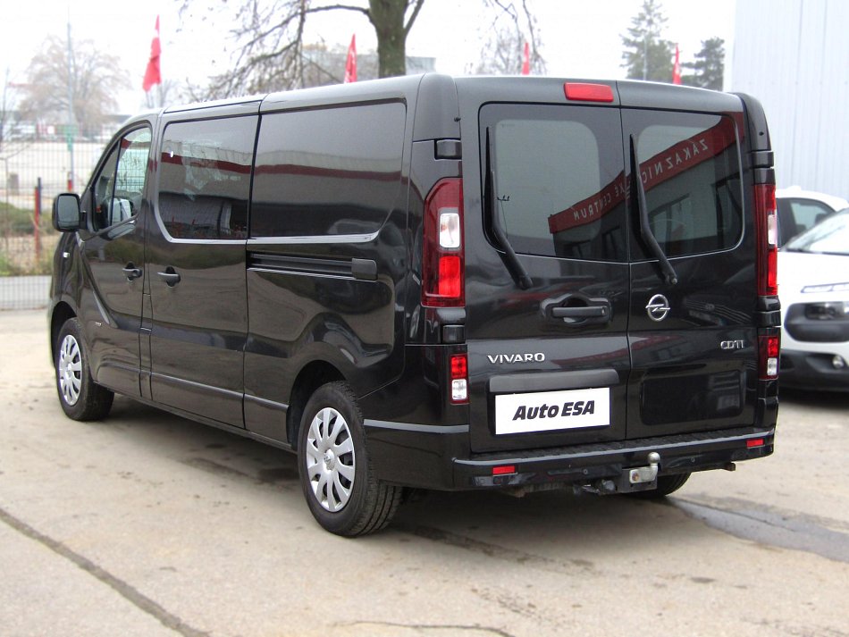 Opel Vivaro 1.6CDTi  L2 5míst