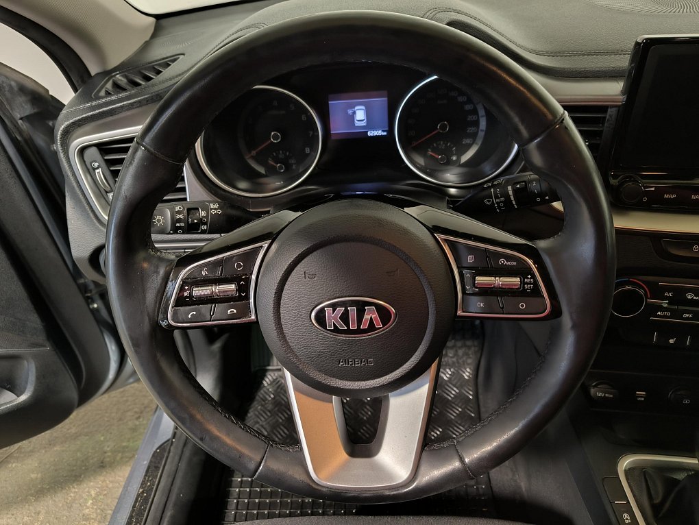 Kia Ceed 1.5 T-GDi TOP