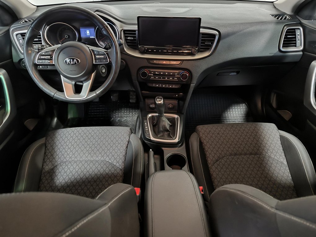 Kia Ceed 1.5 T-GDi TOP