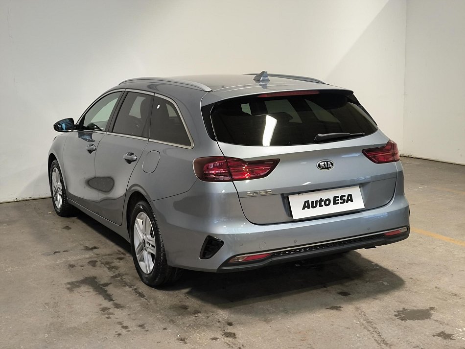Kia Ceed 1.5 T-GDi TOP