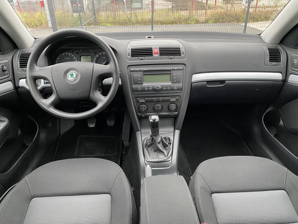 Škoda Octavia 1.6MPi Ambiente