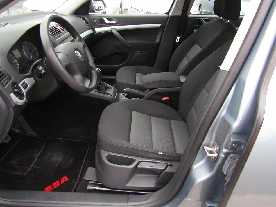 Škoda Octavia 1.6MPi Ambiente
