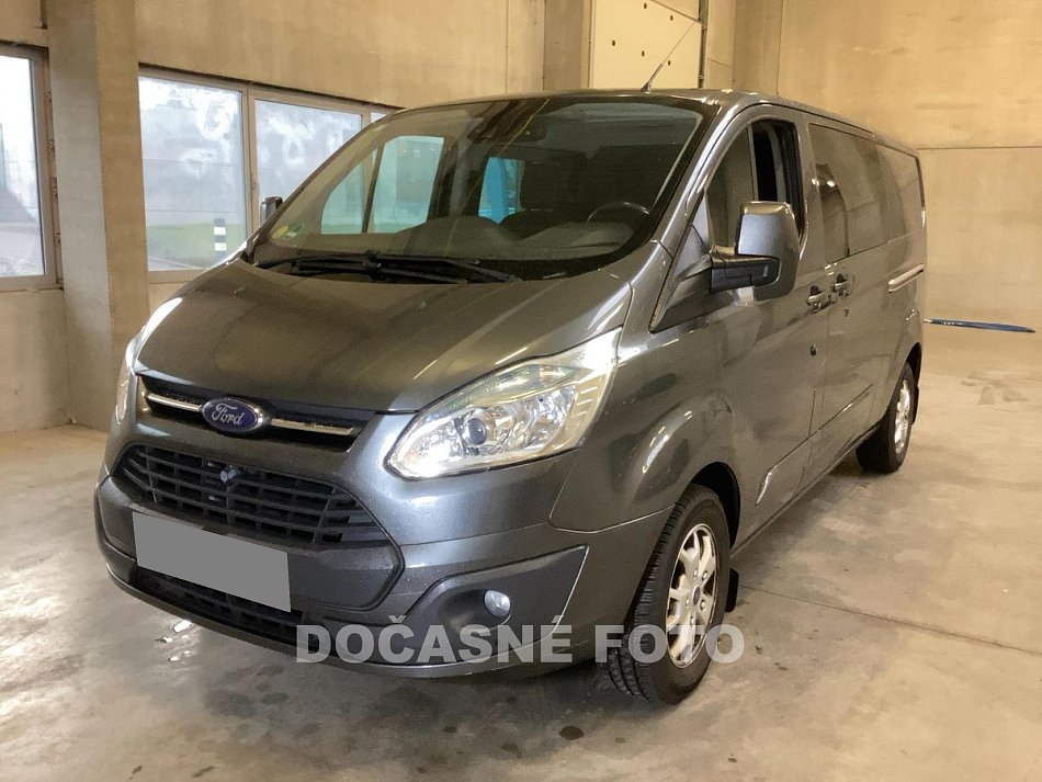 Ford Transit Custom 2.2TDCi Limited L2 5míst