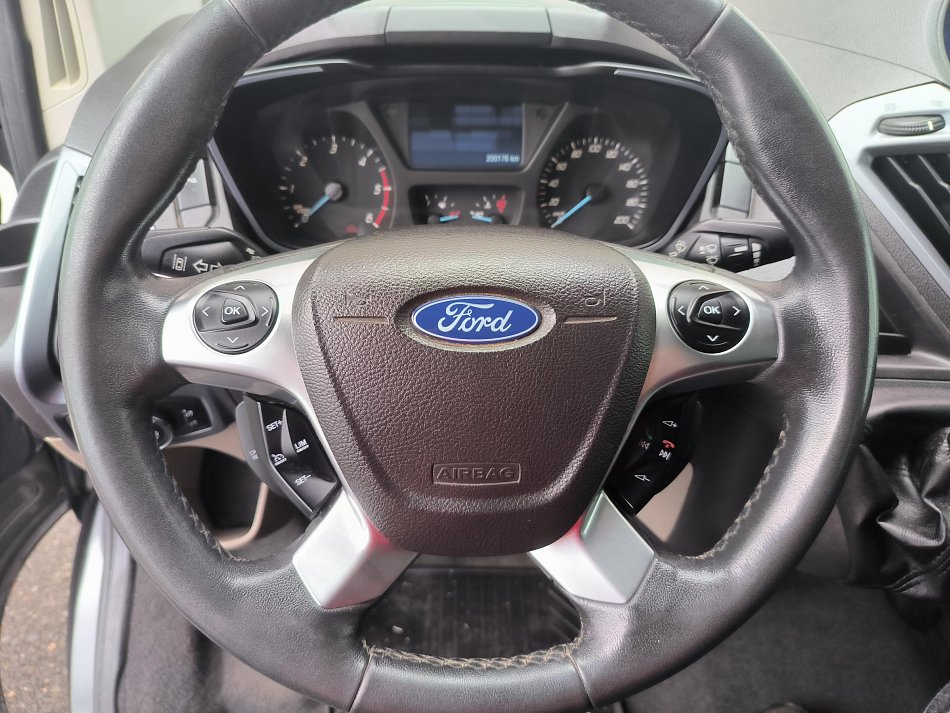 Ford Transit Custom 2.2TDCi Limited L2 5míst