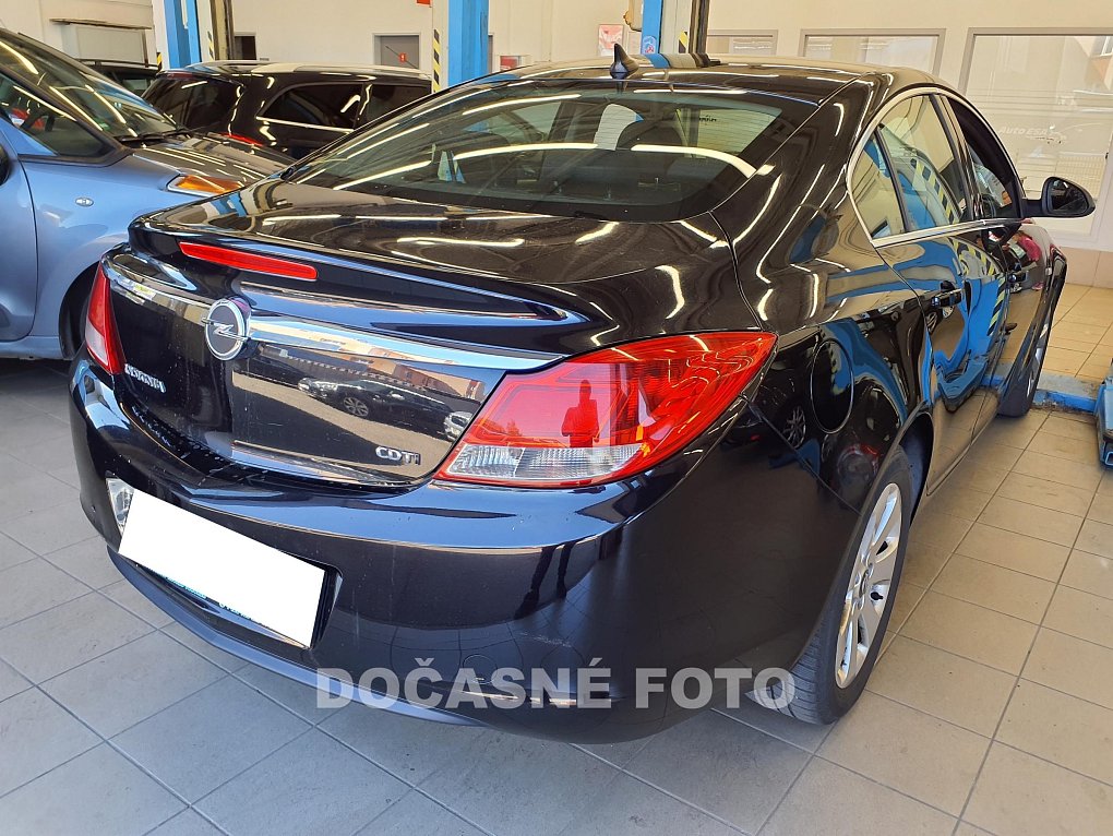 Opel Insignia 2.0 D 