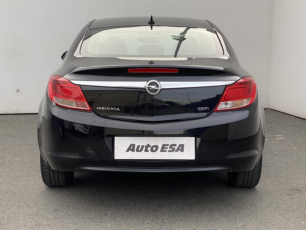 Opel Insignia 2.0 CDTi 