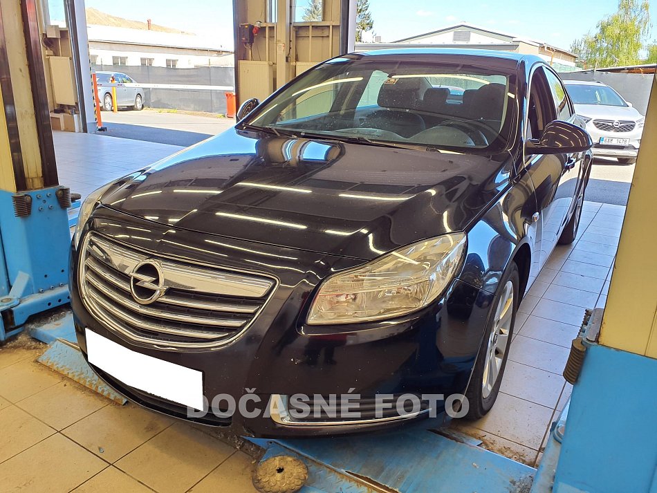 Opel Insignia 2.0 D 