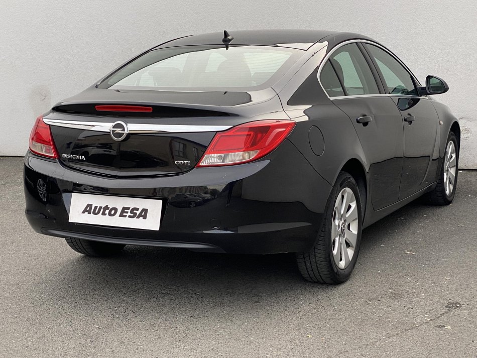 Opel Insignia 2.0 CDTi 