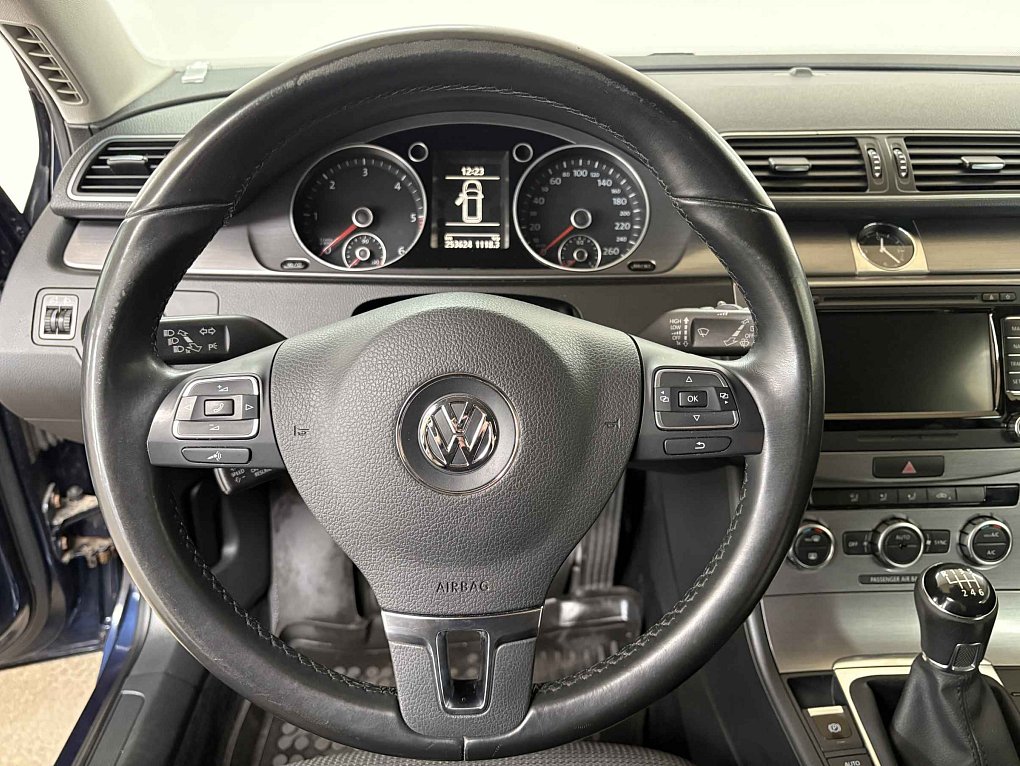 Volkswagen Passat 1.6 TDI 