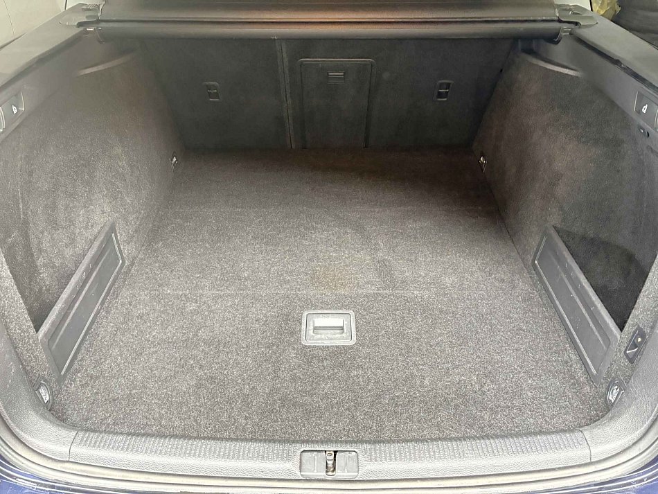 Volkswagen Passat 1.6 TDI 