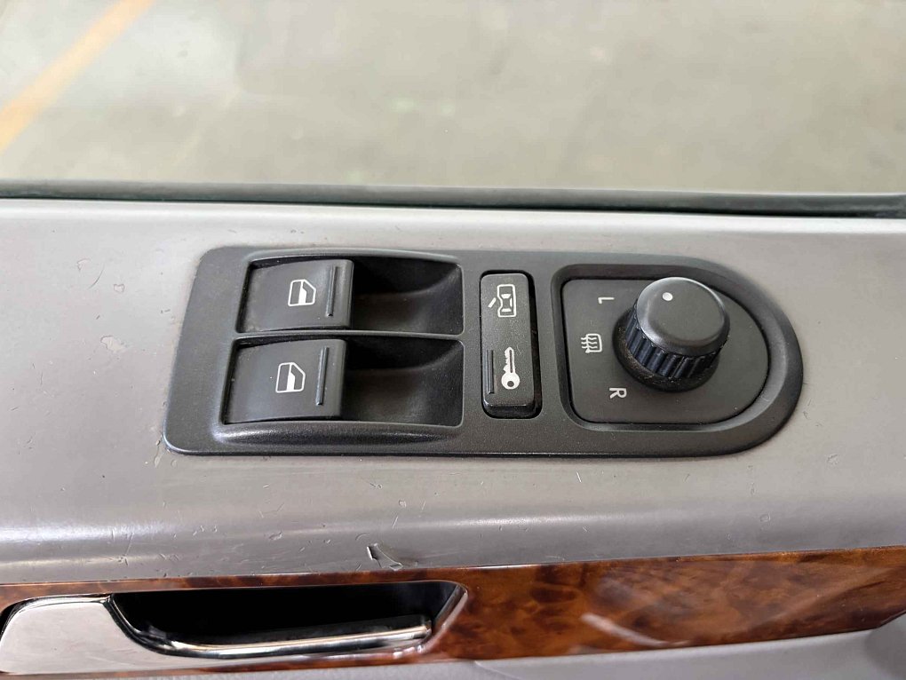 Volkswagen Multivan 2.5TDi 