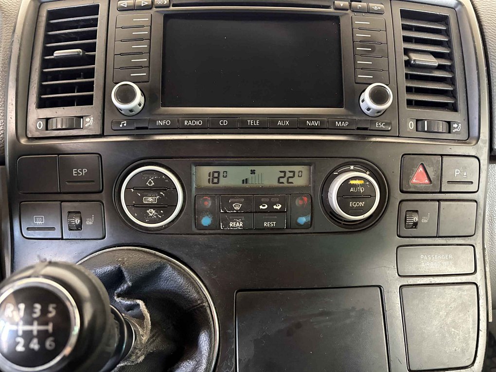 Volkswagen Multivan 2.5TDi 