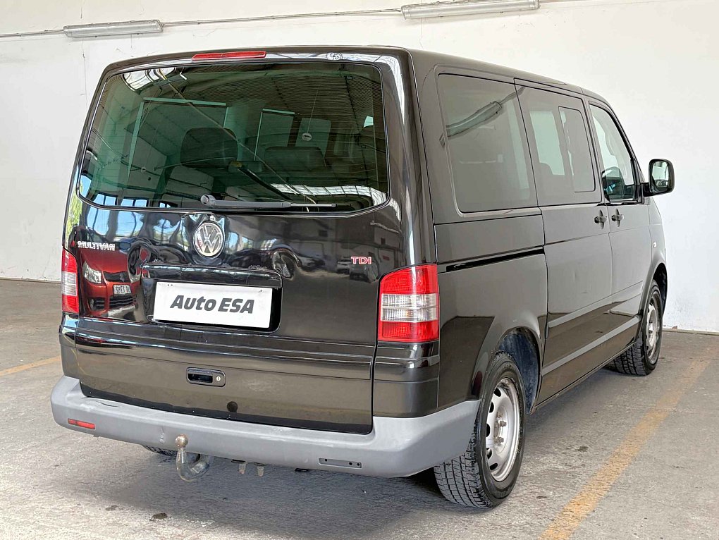 Volkswagen Multivan 2.5TDi 