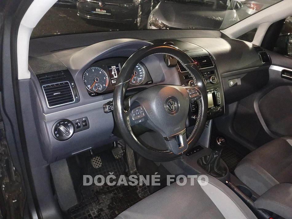 Volkswagen Touran 2.0TDi 