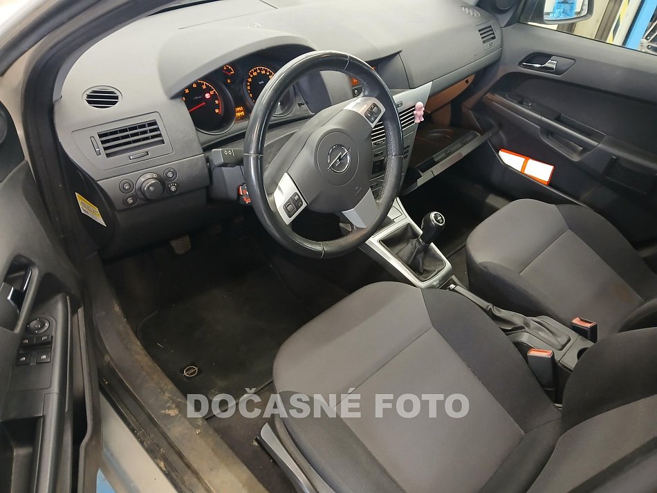 Opel Corsa 1.4 16V 