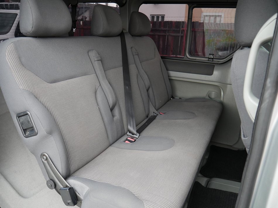 Opel Vivaro 2.0CDTi Tour 5míst