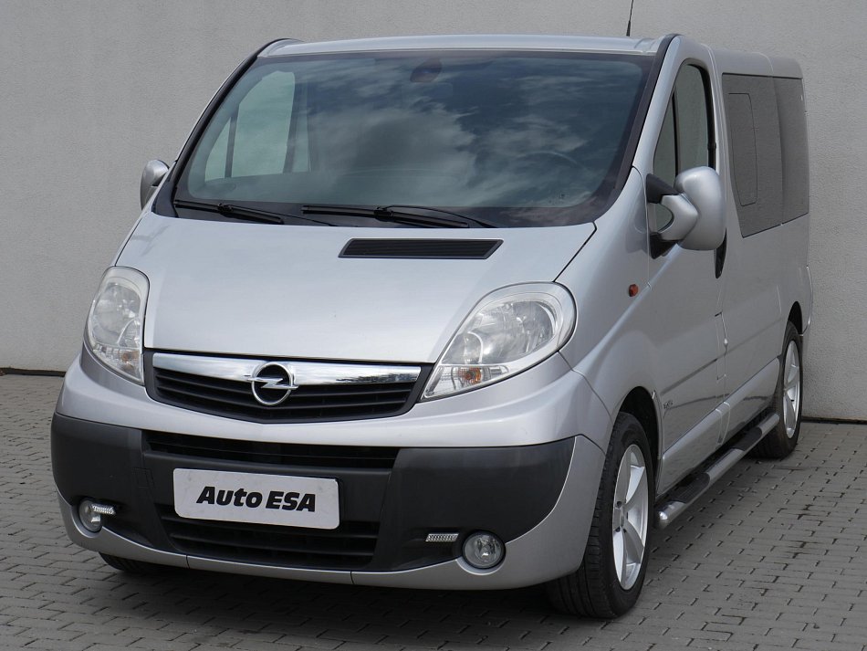 Opel Vivaro 2.0CDTi Tour 5míst