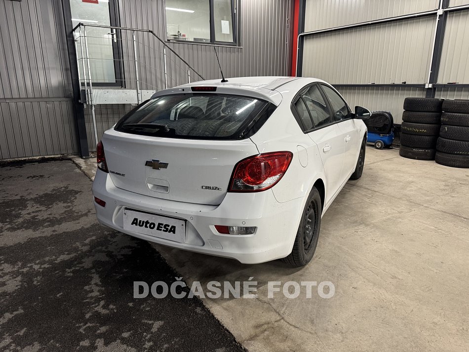 Chevrolet Cruze 1.8i 
