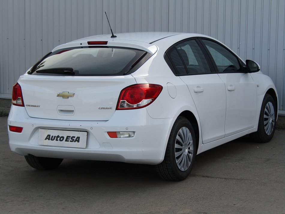 Chevrolet Cruze 1.8i 