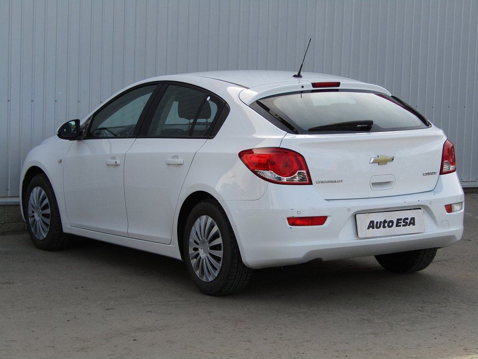 Chevrolet Cruze 1.8i 