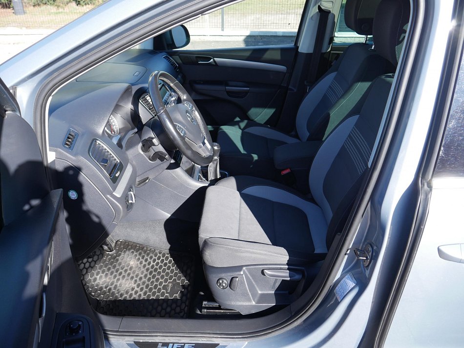 Volkswagen Sharan 2.0TDi 