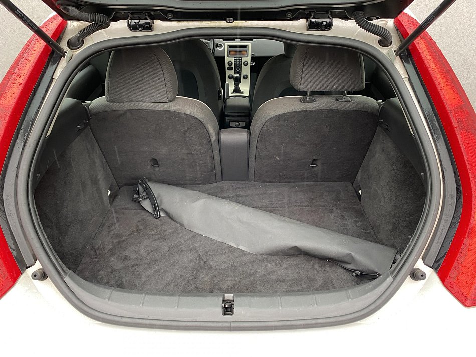 Volvo C30 1.6 i 