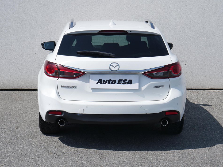 Mazda 6 2.2 D 