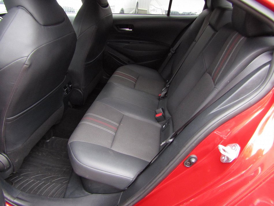 Toyota Corolla 1.8 Hybrid 