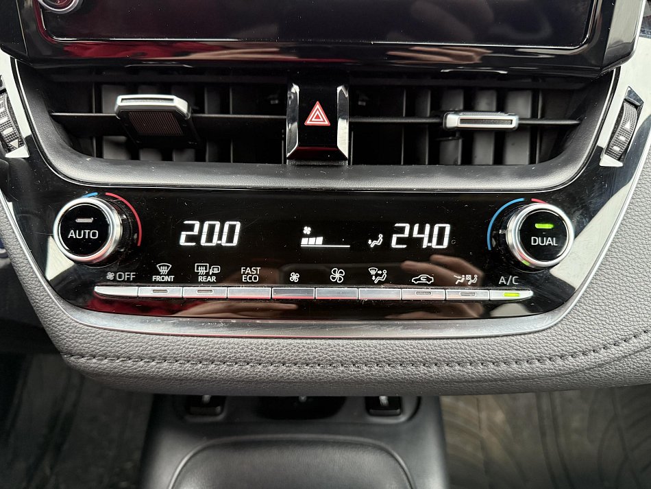 Toyota Corolla 1.8 Hybrid 