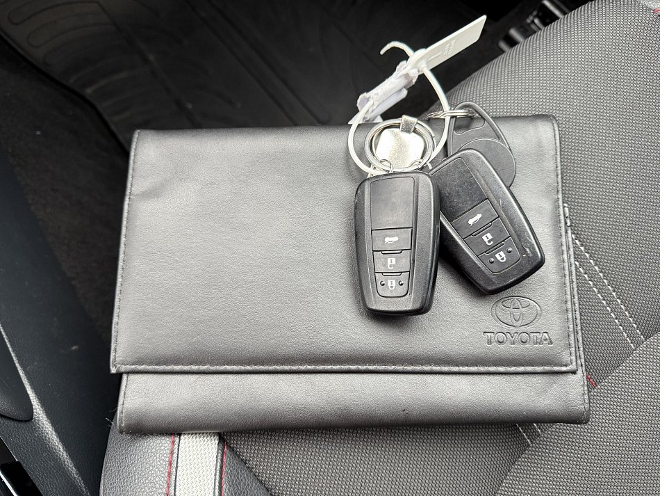 Toyota Corolla 1.8 Hybrid 