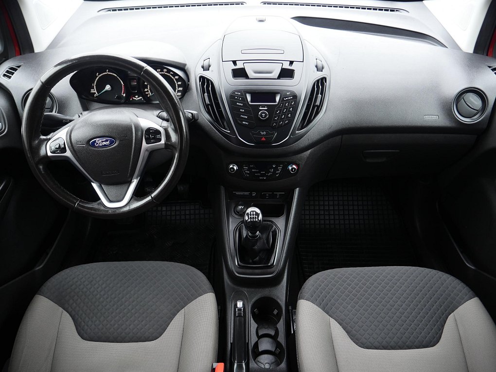 Ford Tourneo Courier 1.5TDCi 