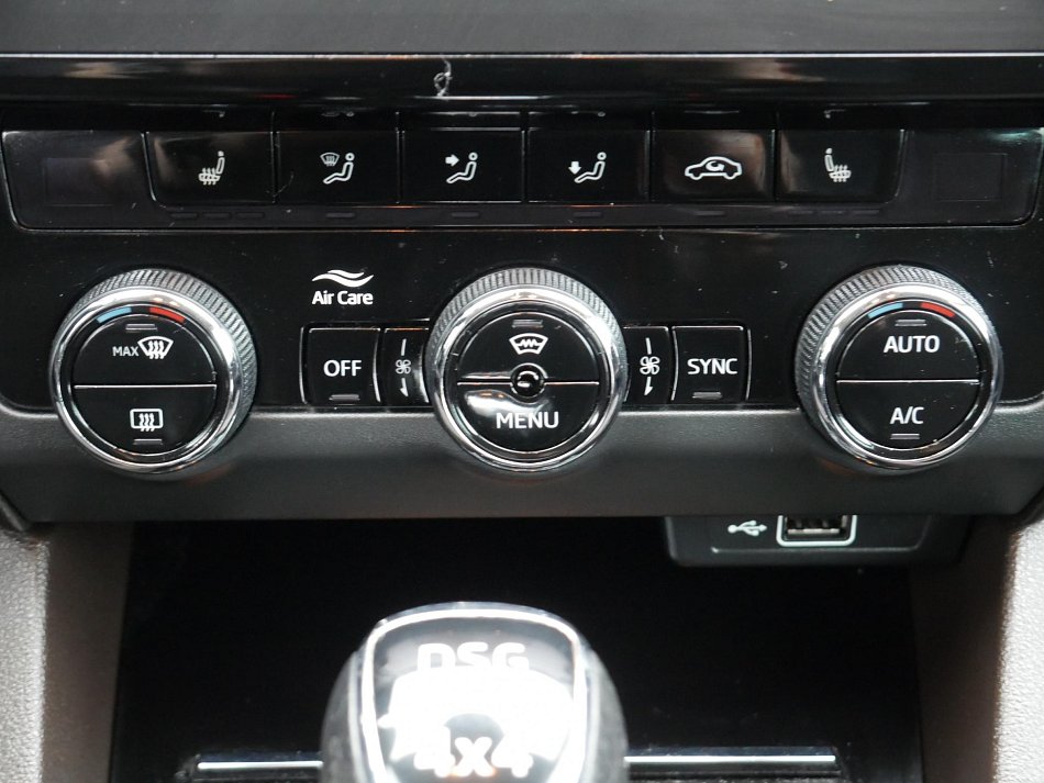 Škoda Octavia III 2.0TDi  4x4