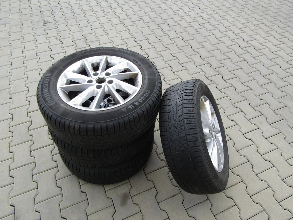 Škoda Karoq 1.5 TSi Soleil 4x4