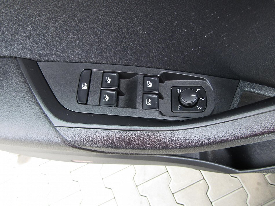 Škoda Karoq 1.5 TSi Soleil 4x4