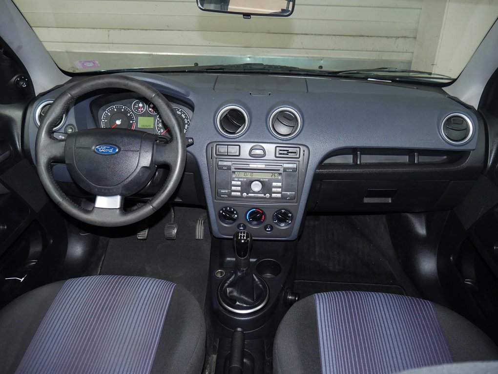 Ford Fusion 1.4i 