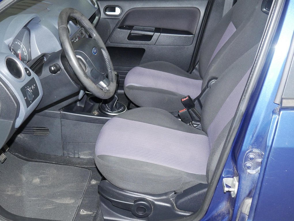 Ford Fusion 1.4i 