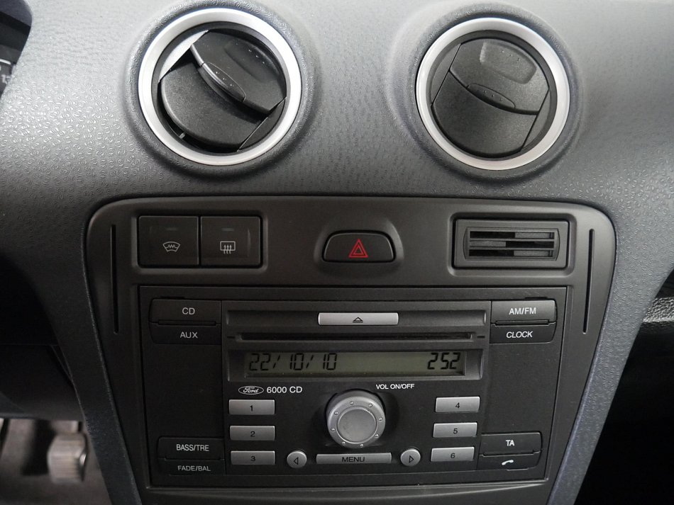 Ford Fusion 1.4i 