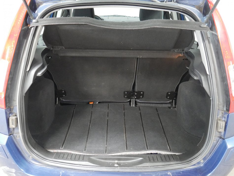 Ford Fusion 1.4i 