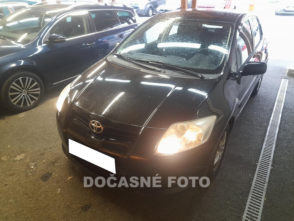 Toyota Auris 1.3 VVT- i 
