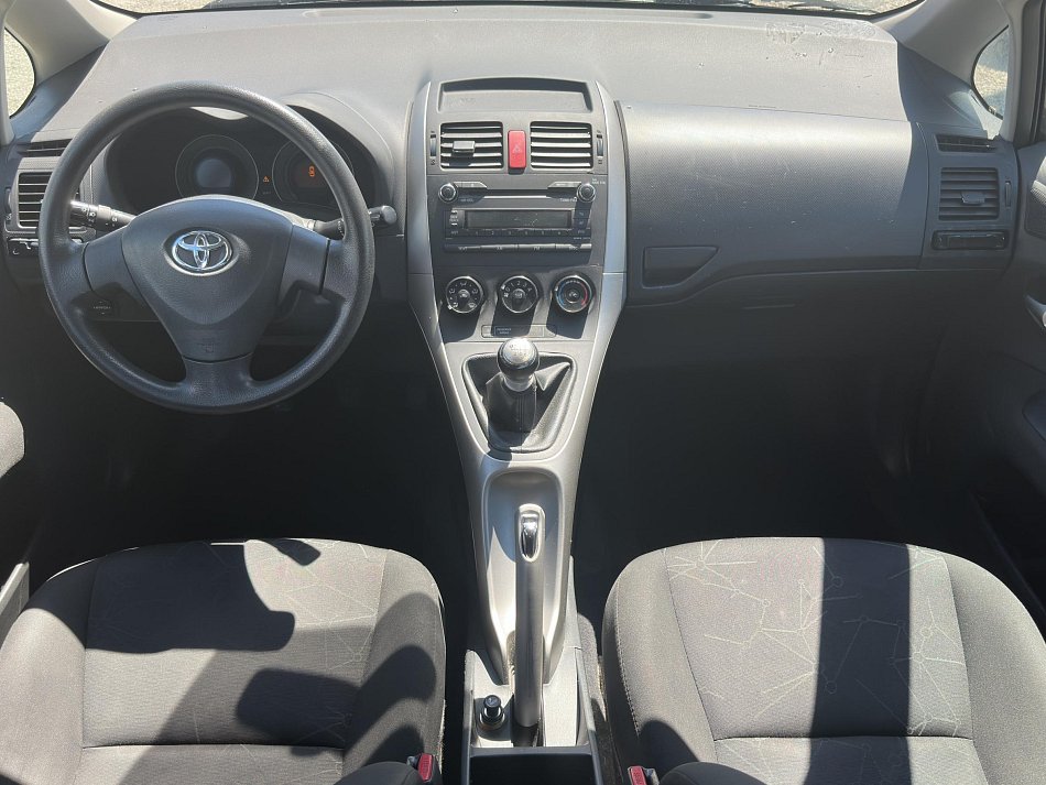 Toyota Auris 1.3 VVT- i 