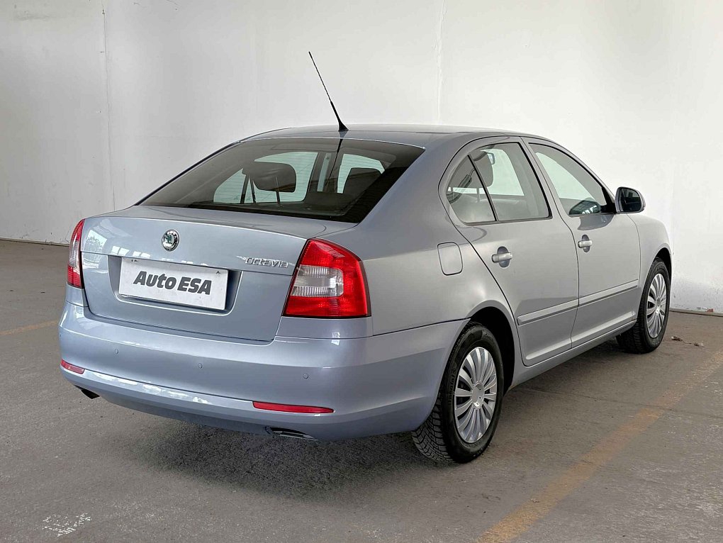 Škoda Octavia II 1.6i 