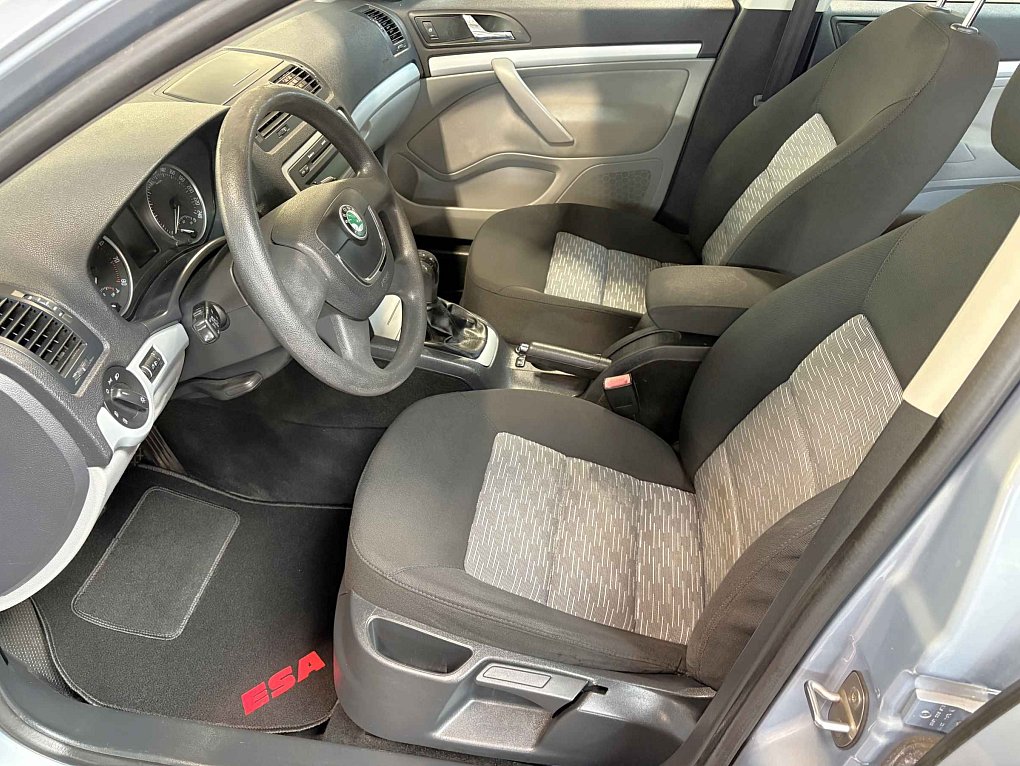 Škoda Octavia II 1.6i 