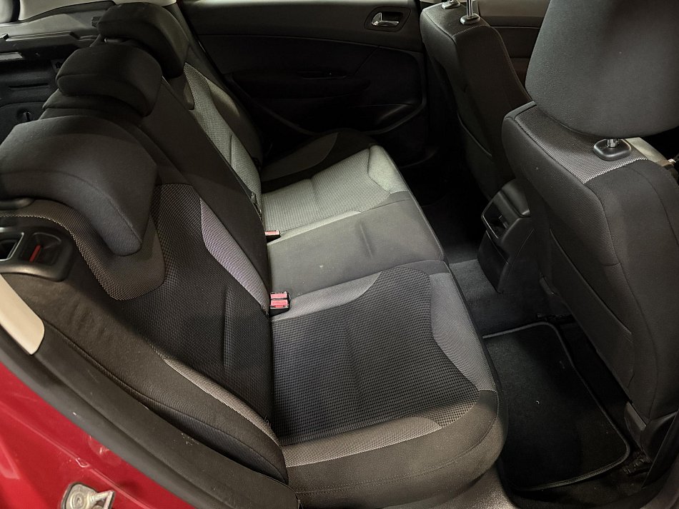 Peugeot 308 1.6i 